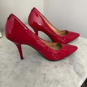 Red Pumps 6.5